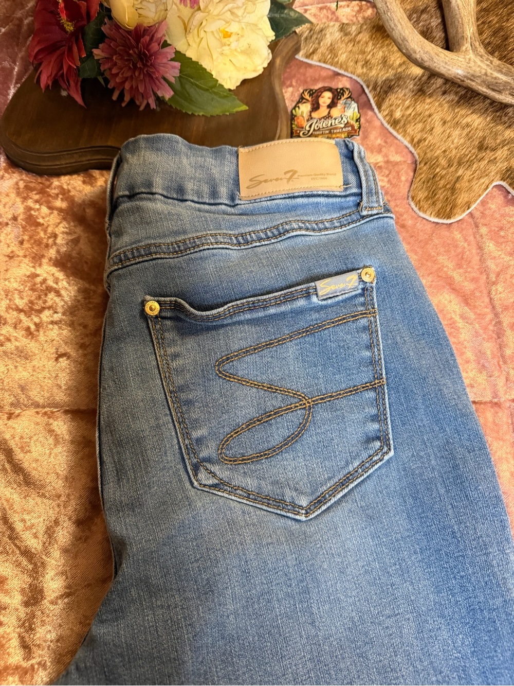 Seven7 Women's Light Blue Skinny Jeans with Gold Rivet Accents